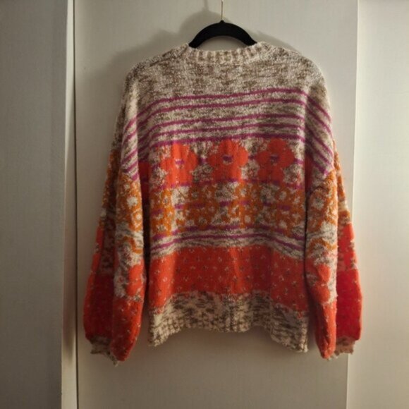 Bunulu Women's Vibrant Multicolor Crew Neck Floral Sweater - Picture 2 of 8